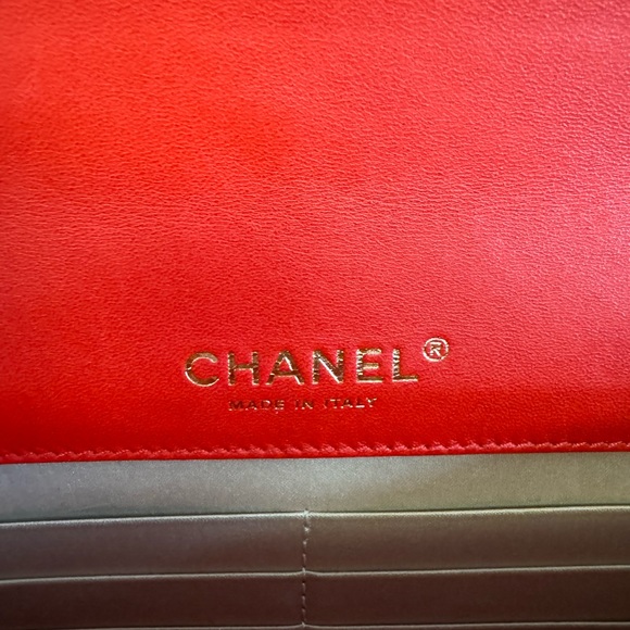 CHANEL golden class wallet on chain red lambskin with gold hardware - Picture 10 of 15